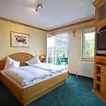 Schloss Rheinfels 4*