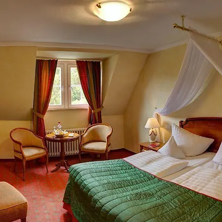 Schloss Rheinfels Hotel 4*