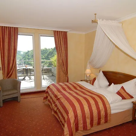 Schloss Rheinfels 4*