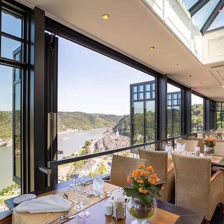 Hotel Schloss Rheinfels 4*
