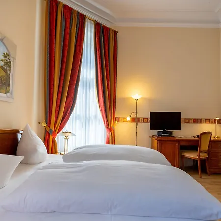 Hotel Schloss Rheinfels 4*