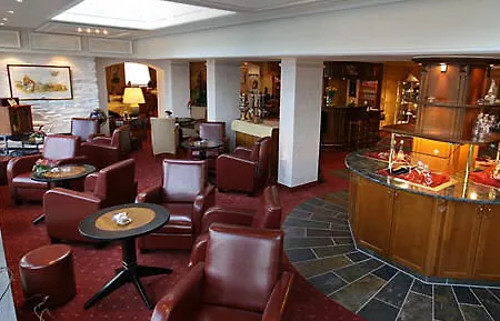 Hotell Schloss Rheinfels 4*
