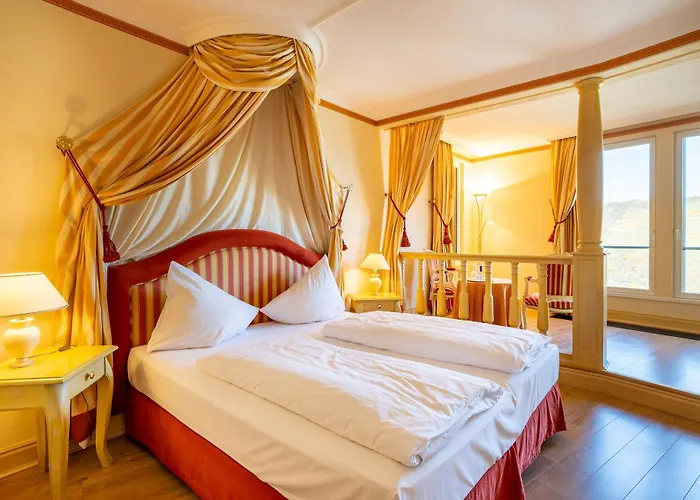 Schloss Rheinfels Hotel 4*