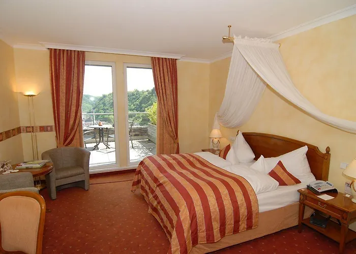 Schloss Rheinfels 4*